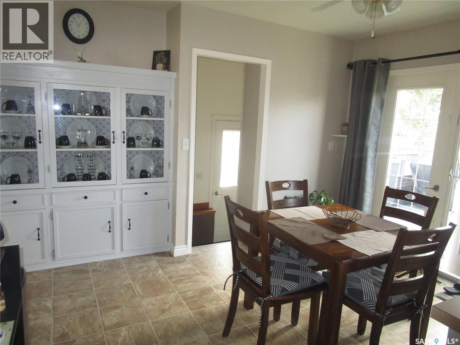 Photo 5 of 100 Bell Road, Assiniboia SK