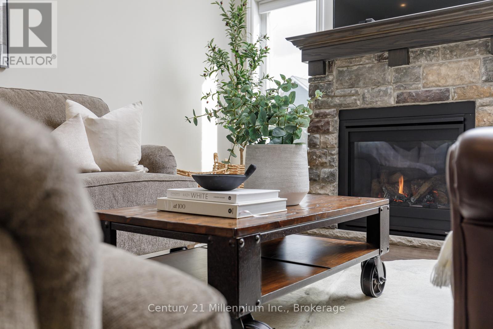 Photo 16 of 133 Conservation Way, Collingwood ON