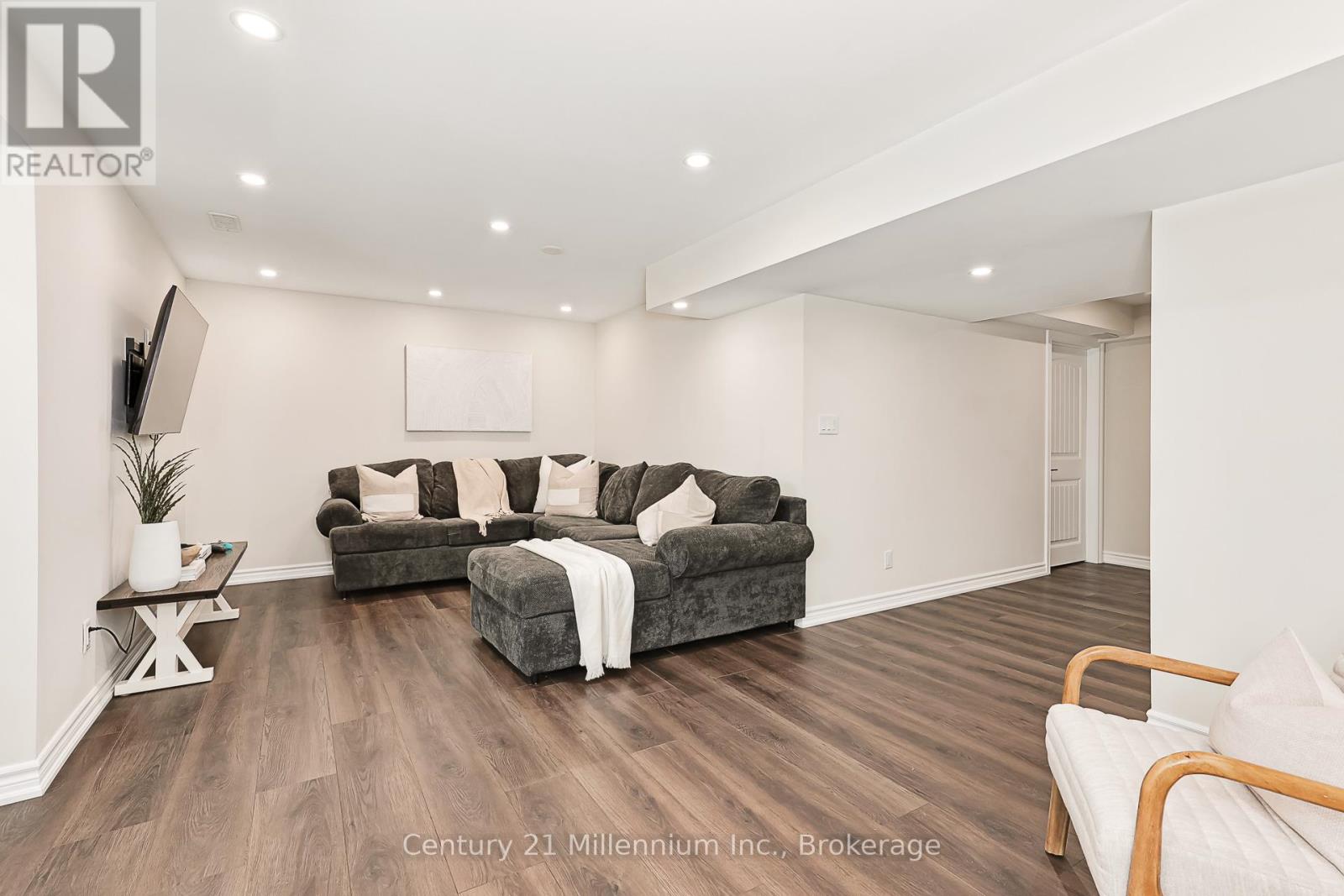 Photo 31 of 133 Conservation Way, Collingwood ON