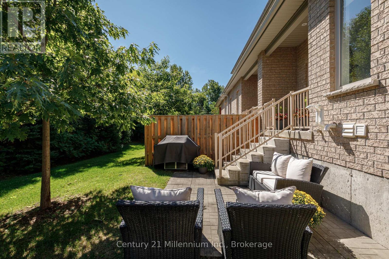 Photo 35 of 133 Conservation Way, Collingwood ON
