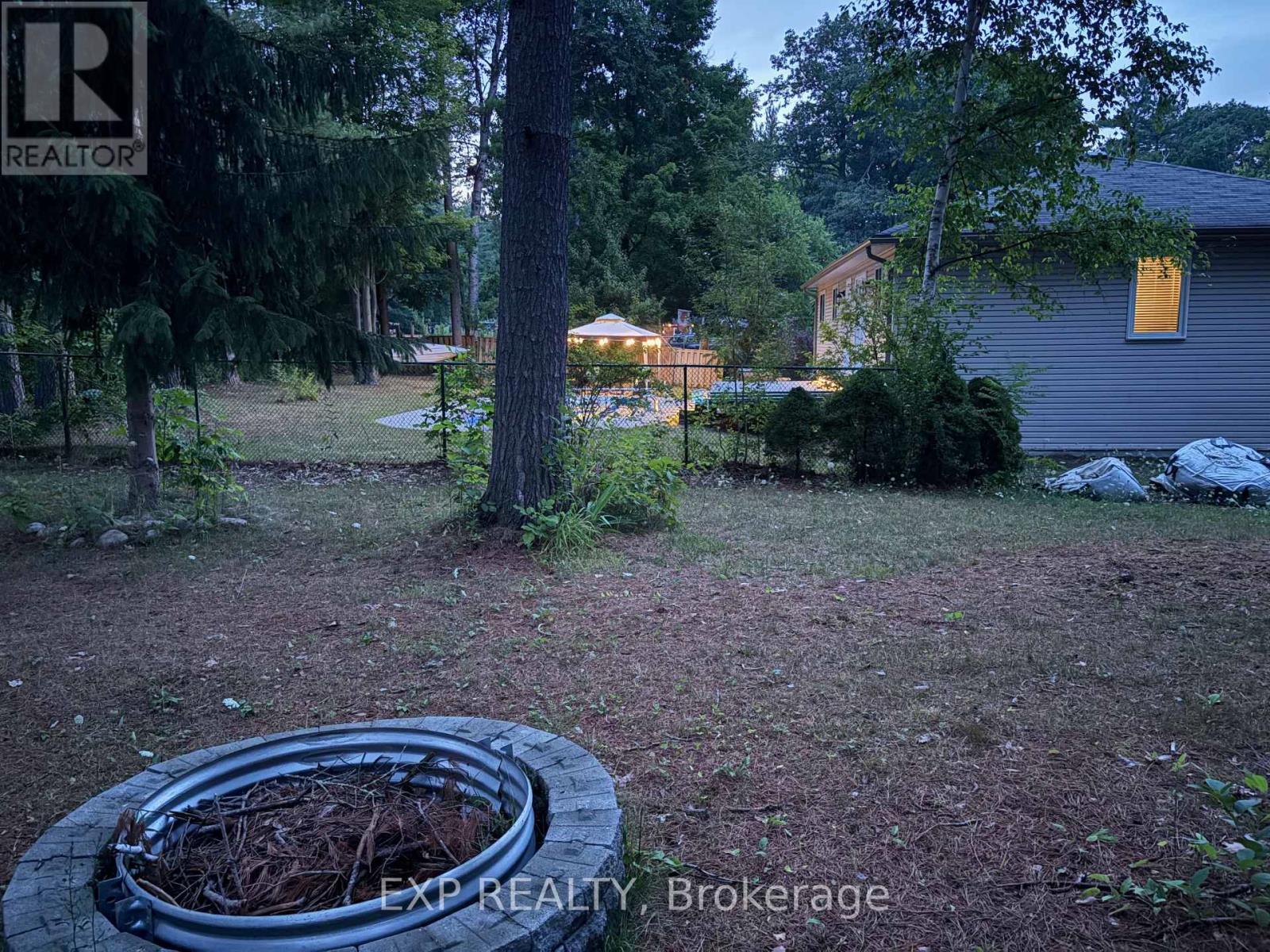 Photo 27 of 9 Birdie Court, Wasaga Beach ON
