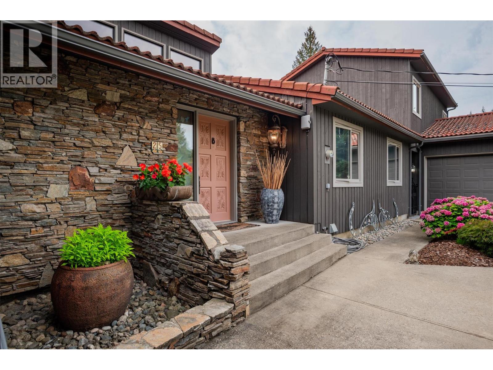 25 Wilson Road, Christina Lake