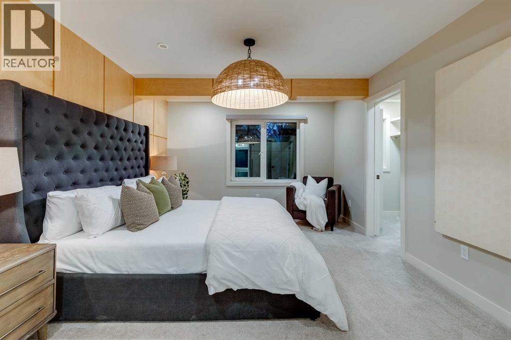 Single Family House for Sale in  Baines Road NW Brentwood Calgary 