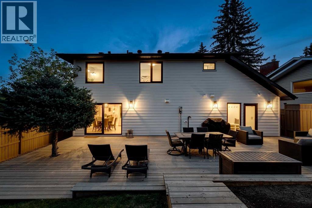 Single Family House for Sale in  Baines Road NW Brentwood Calgary 