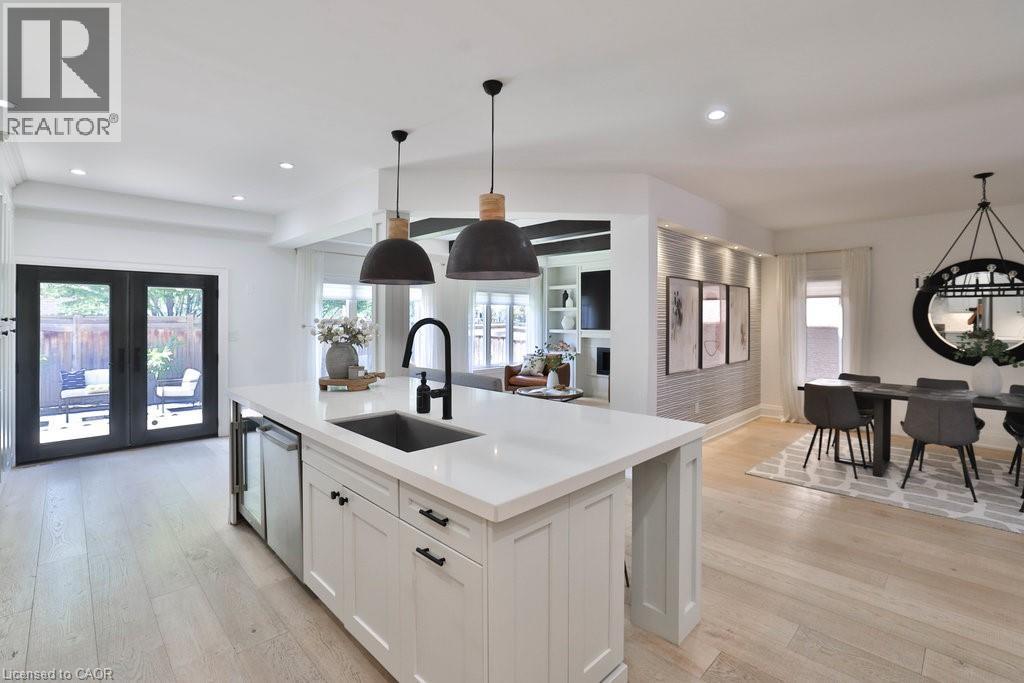 Photo 10 of 3424 Skipton Lane, Oakville ON