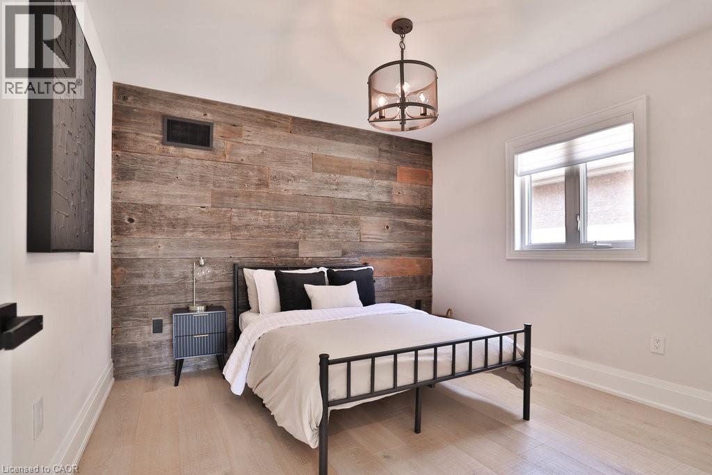 Photo 21 of 3424 Skipton Lane, Oakville ON