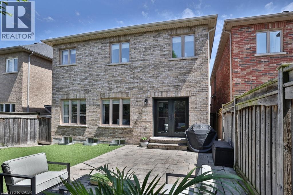 Photo 33 of 3424 Skipton Lane, Oakville ON