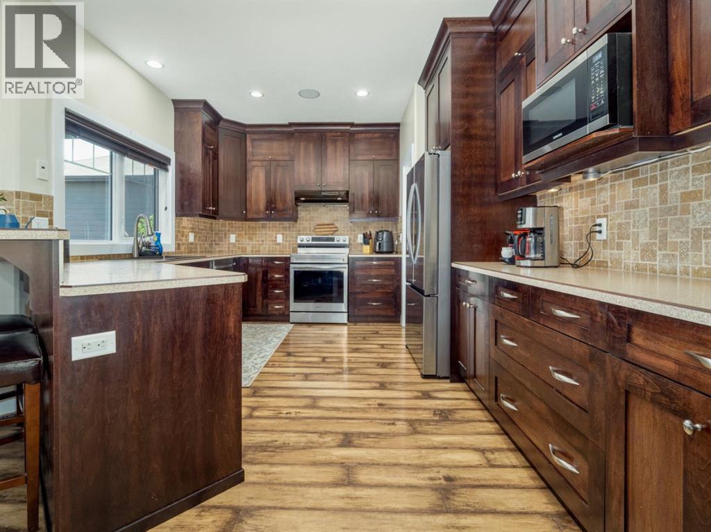 Photo 4 of 2546 Aspen Drive, Coaldale AB