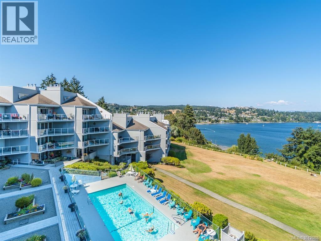 Photo 1 of 602 2560 Departure Bay Rd, Nanaimo BC