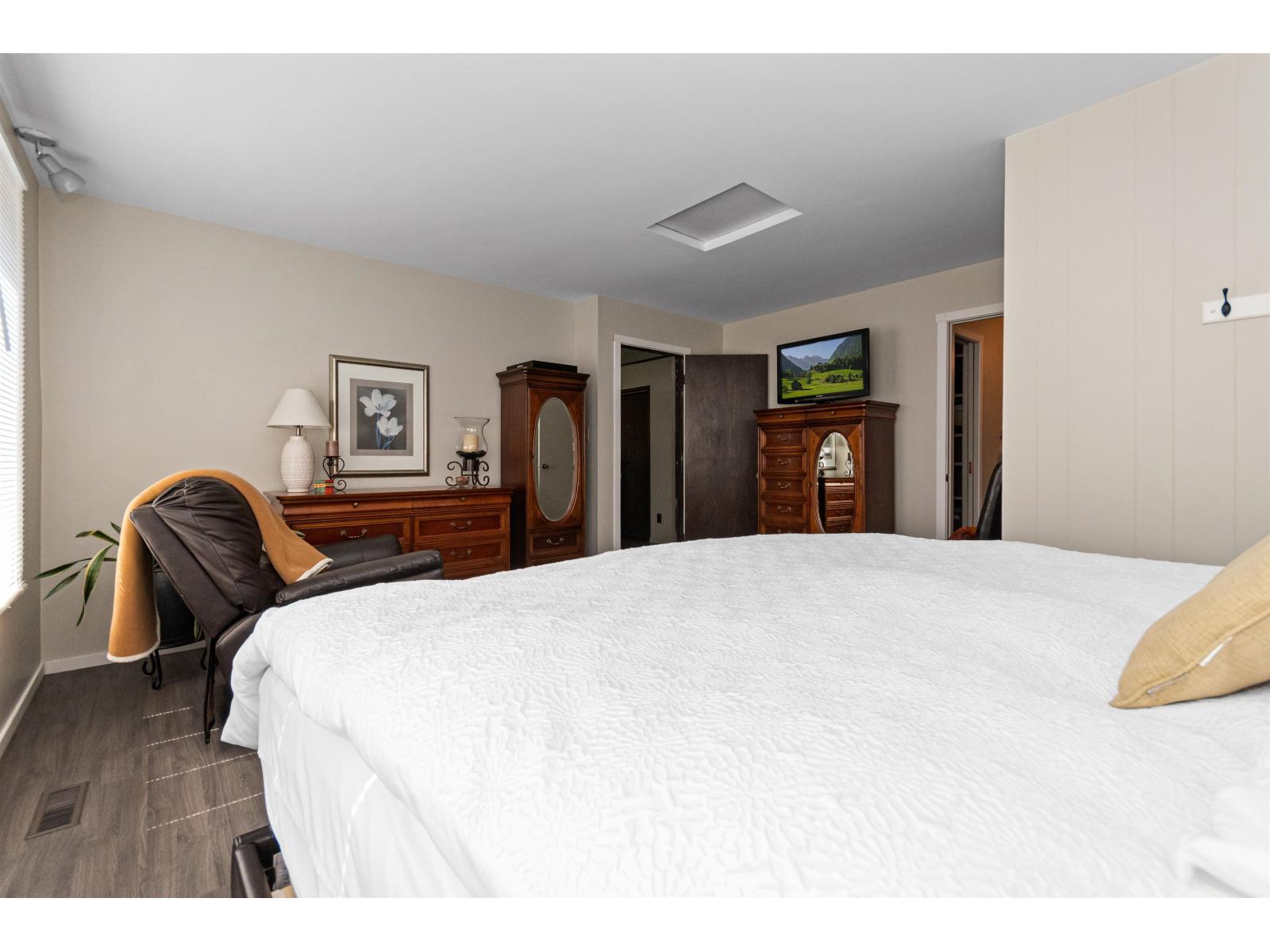 Photo 15 of 44705 Watson Road Sardis South, Chilliwack BC