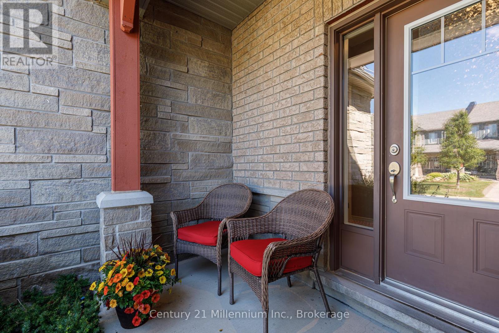Photo 3 of 133 Conservation Way, Collingwood ON