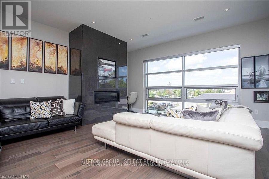 Photo 5 of 208 1705 Fiddlehead Place, London North ON