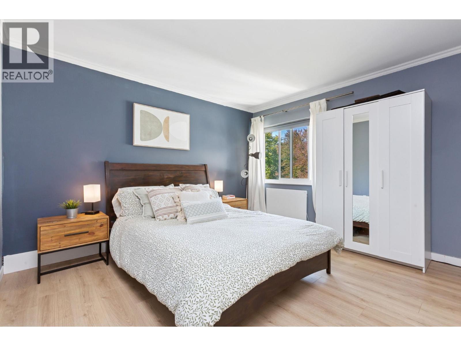 Photo 11 of 302 550 E 7th Avenue, Vancouver BC