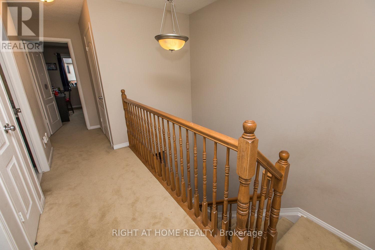 Photo 13 of 241 Badgeley Avenue, Ottawa ON