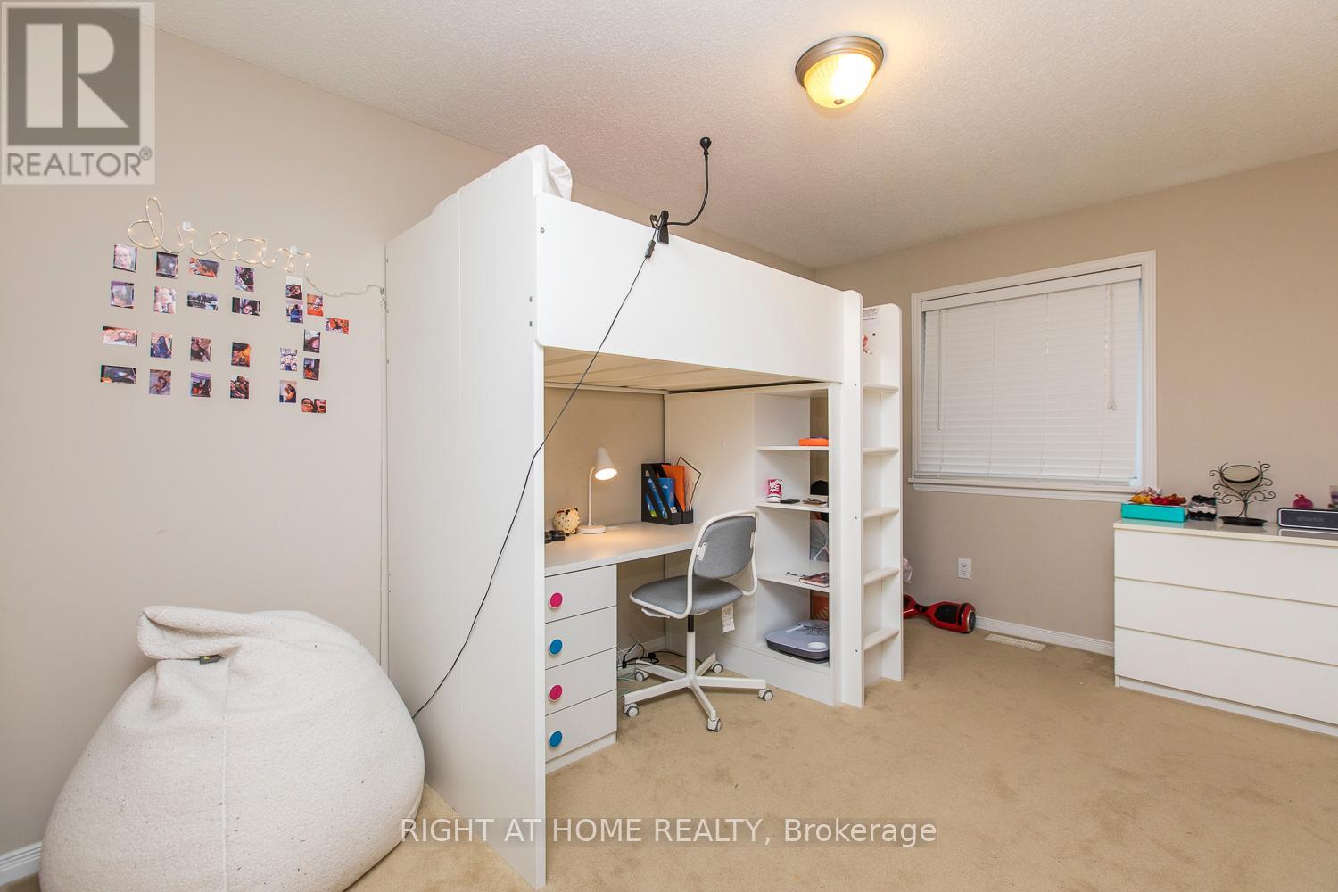 Photo 22 of 241 Badgeley Avenue, Ottawa ON
