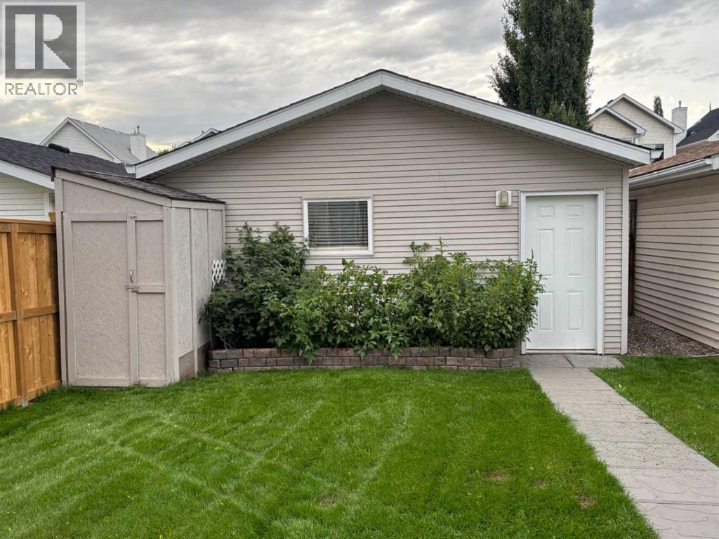 Single Family House for Sale in  Prestwick Park SE McKenzie Towne Calgary 