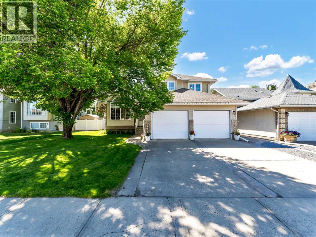 Photo 1 of 451 Sprague Way Se, Medicine Hat AB