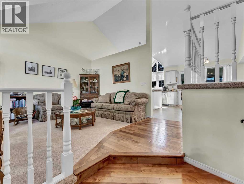 Photo 11 of 451 Sprague Way Se, Medicine Hat AB
