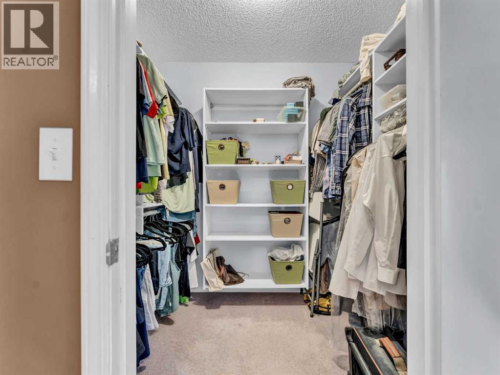 Photo 28 of 451 Sprague Way Se, Medicine Hat AB