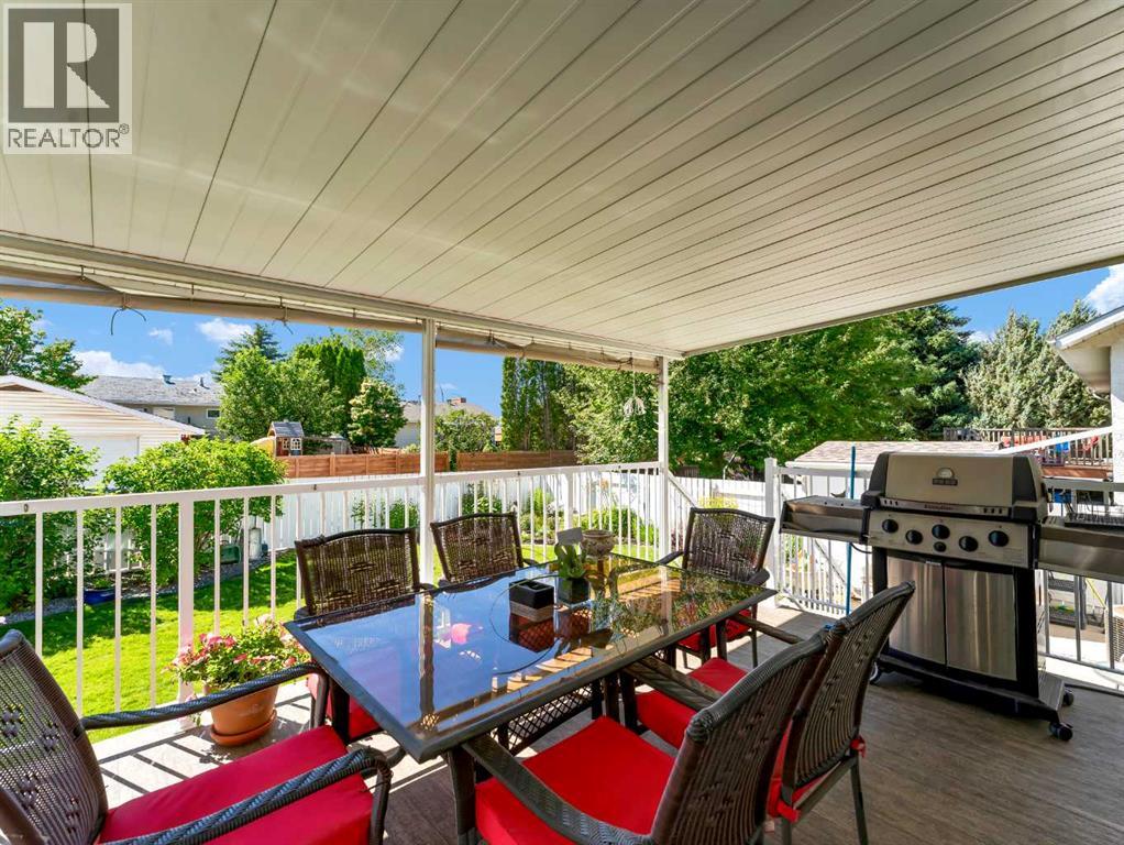 Photo 6 of 451 Sprague Way Se, Medicine Hat AB