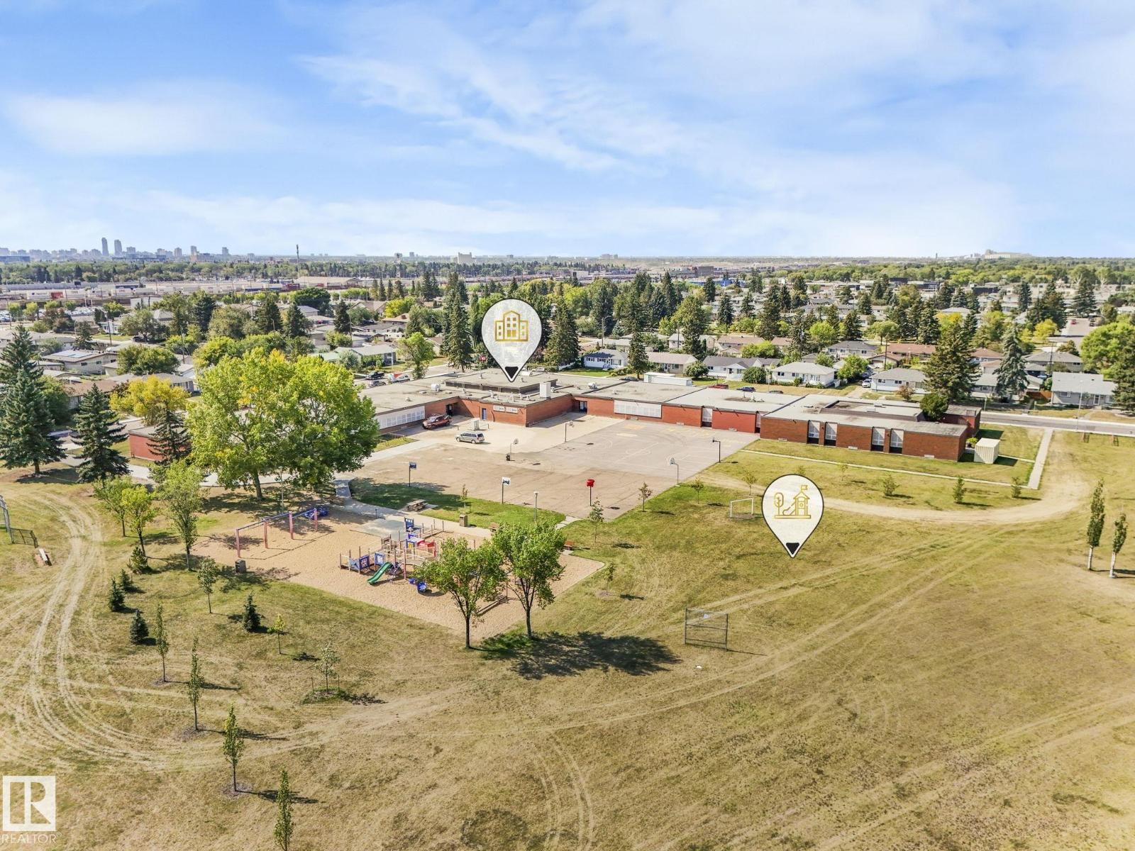 Photo 71 of 9211 130 Av Nw, Edmonton AB
