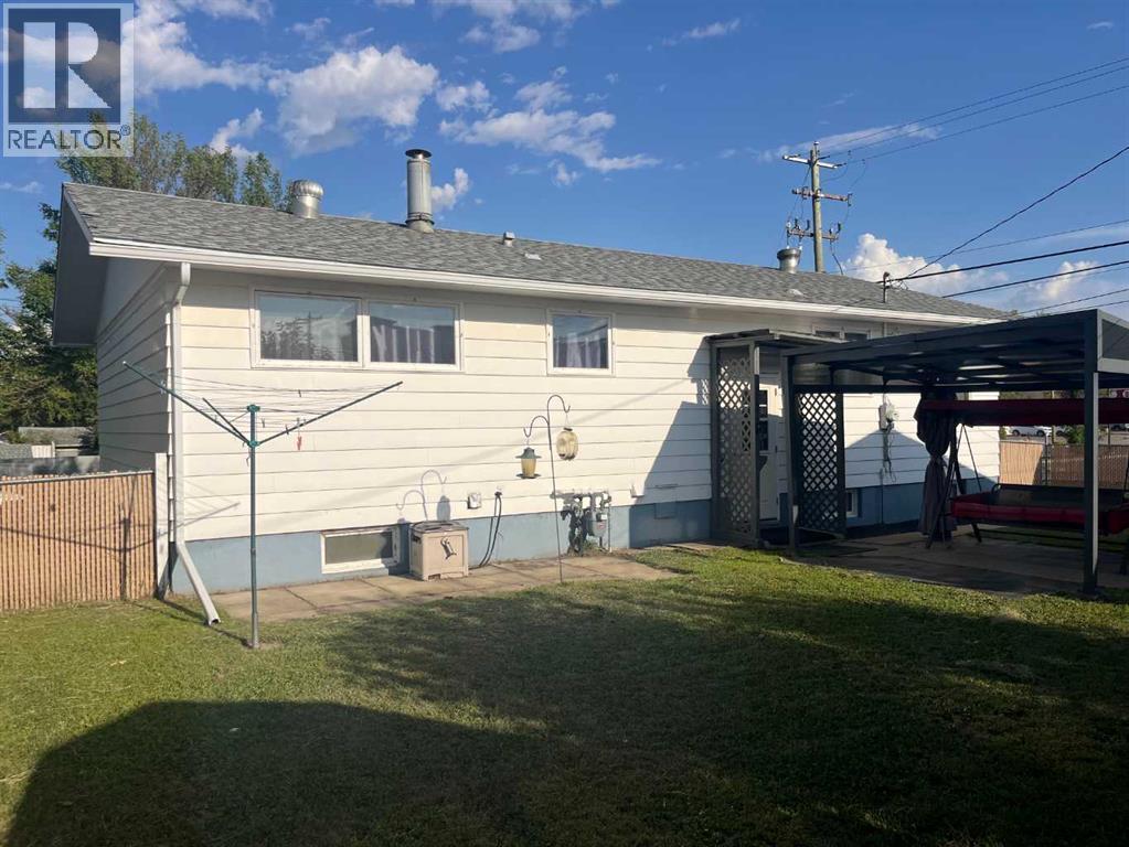 Photo 8 of 4502 56 Avenue, Lloydminster AB