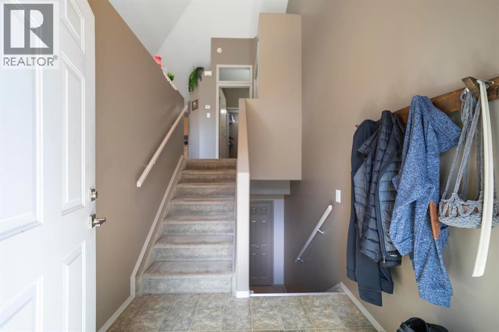 Photo 10 of 10 4803 54 Avenue, Camrose AB