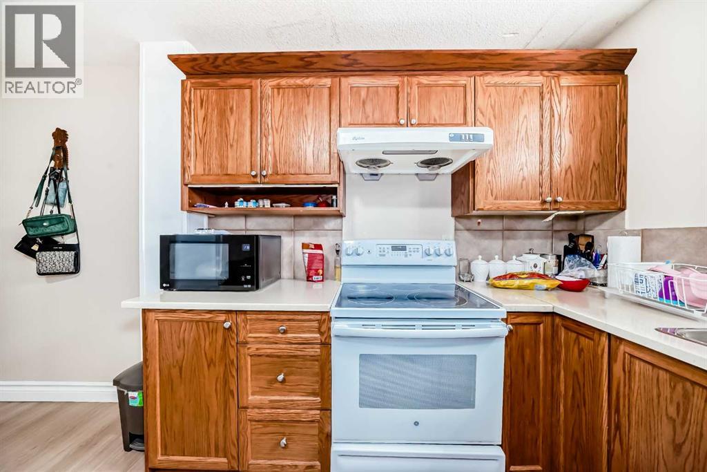 Photo 29 of 186 Saddleland Crescent Ne, Calgary AB