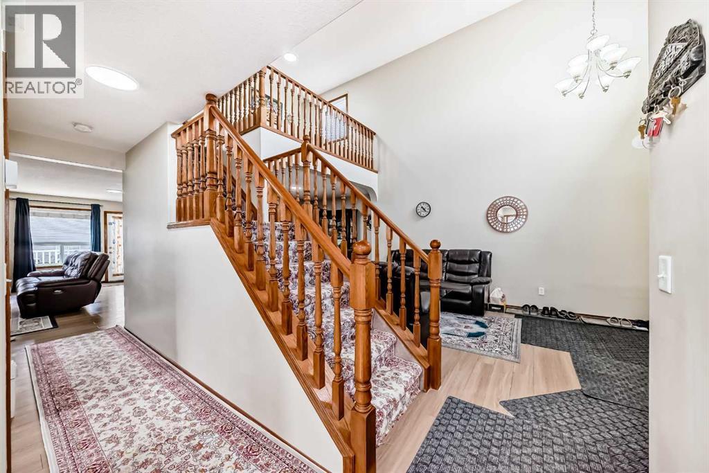 Photo 47 of 186 Saddleland Crescent Ne, Calgary AB