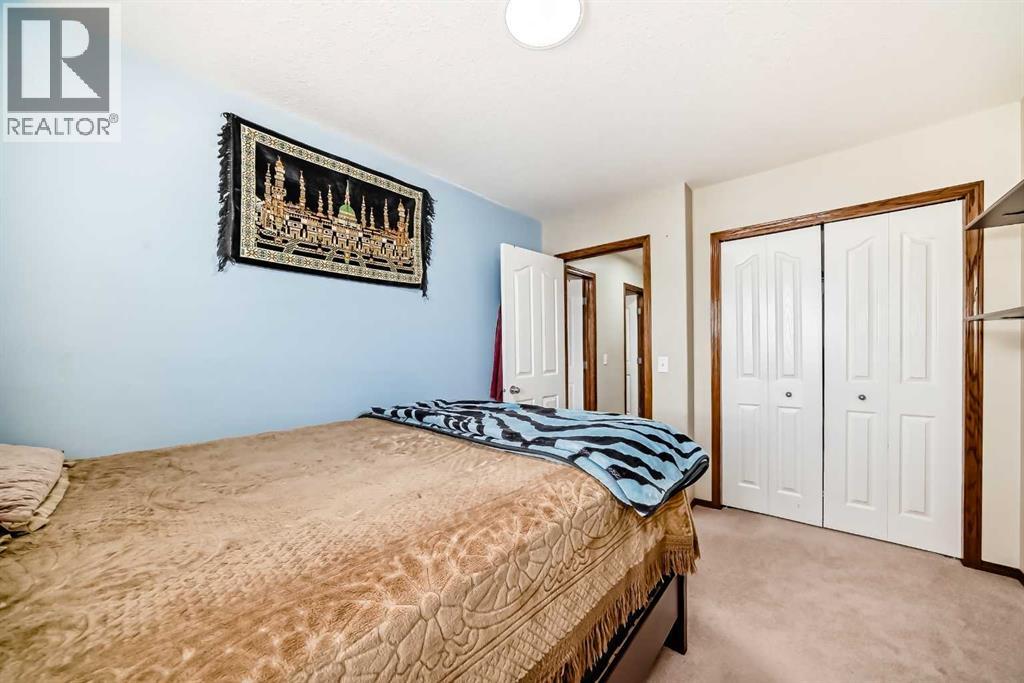 Photo 24 of 186 Saddleland Crescent Ne, Calgary AB