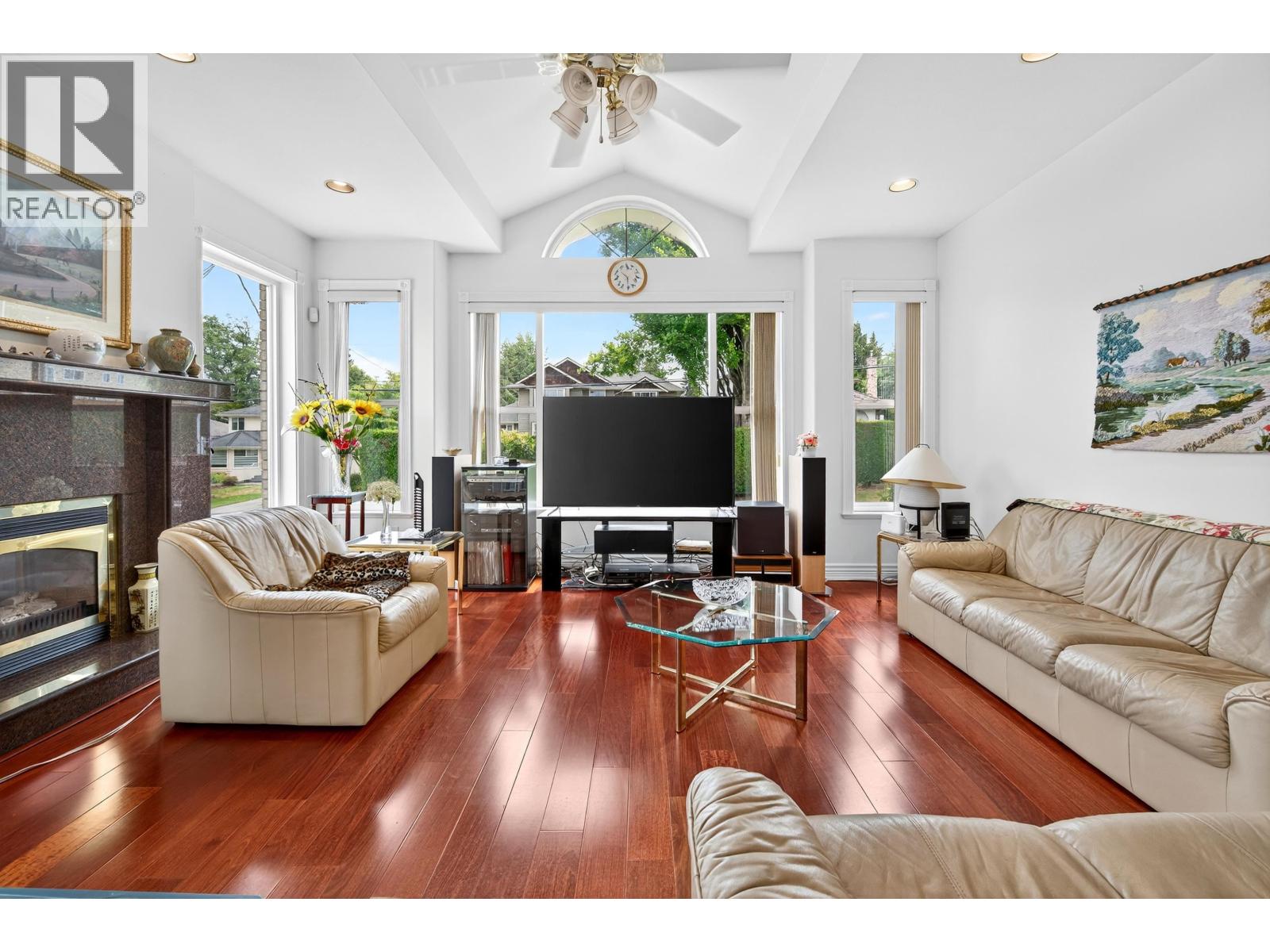 Photo 13 of 6297 Brantford Avenue, Burnaby BC