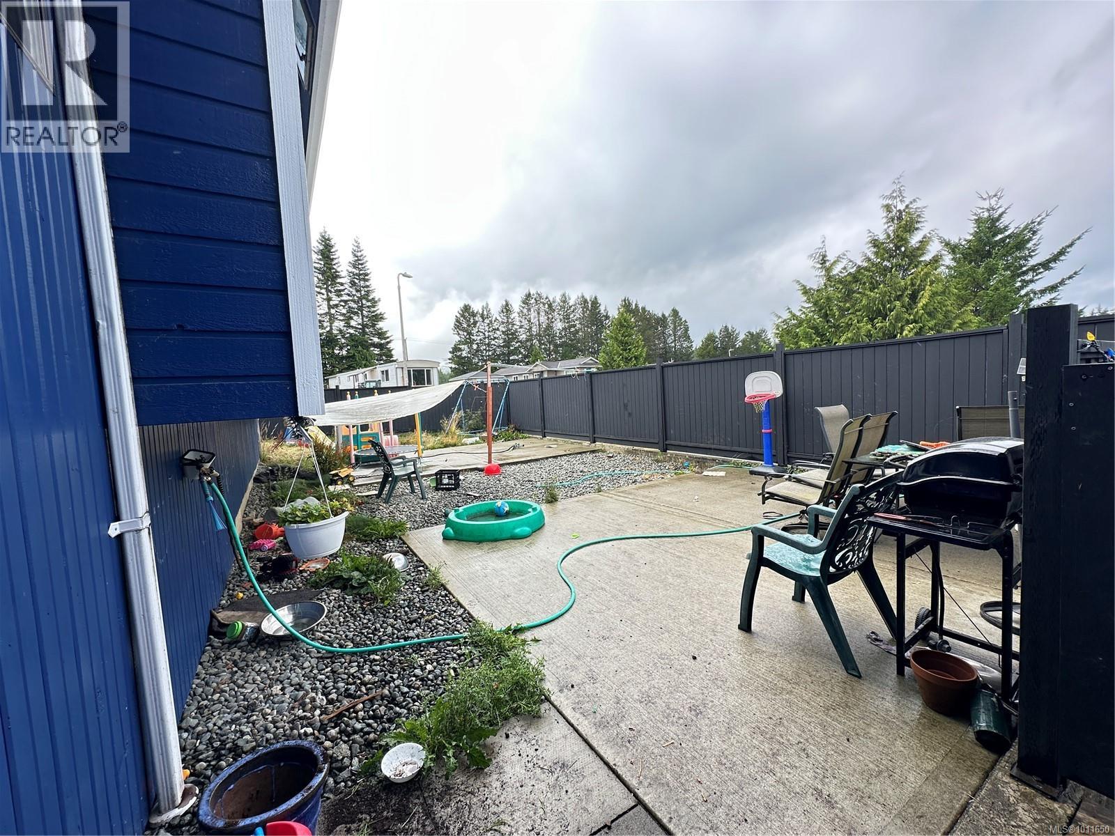2000 Chelan Cres, Port McNeill