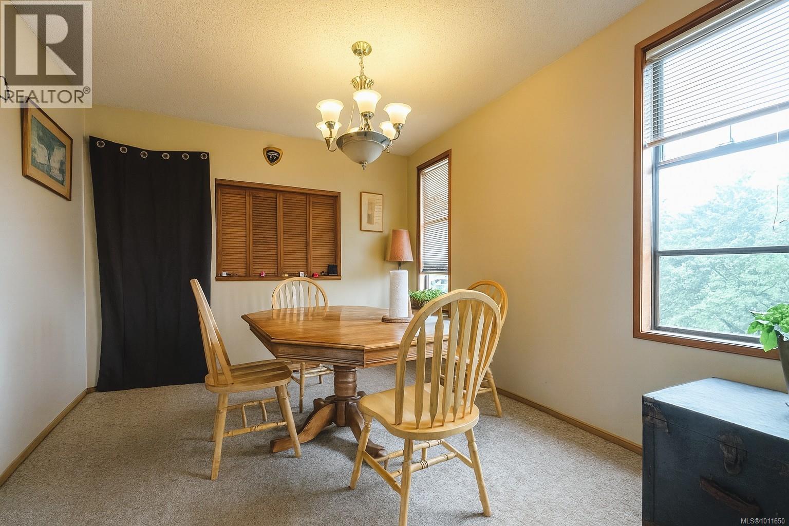 2000 Chelan Cres, Port McNeill