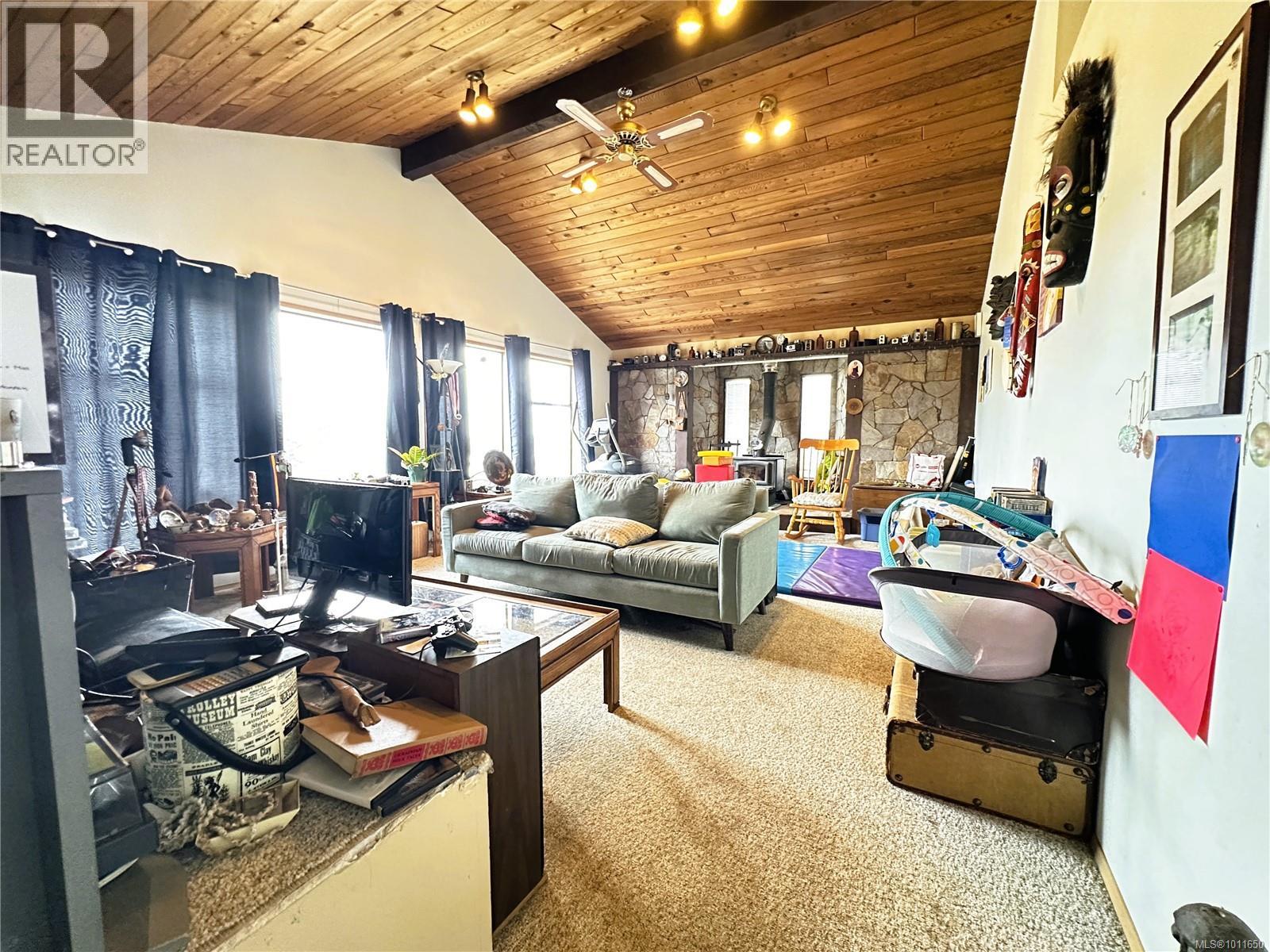 2000 Chelan Cres, Port McNeill