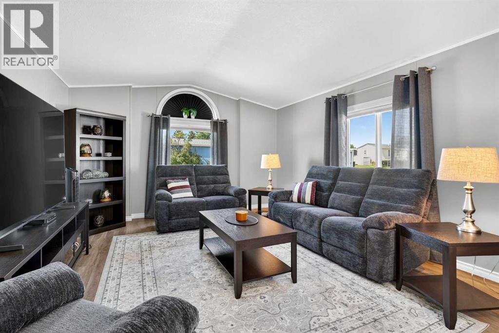 Photo 12 of 438 1101 84 Street Ne, Calgary AB