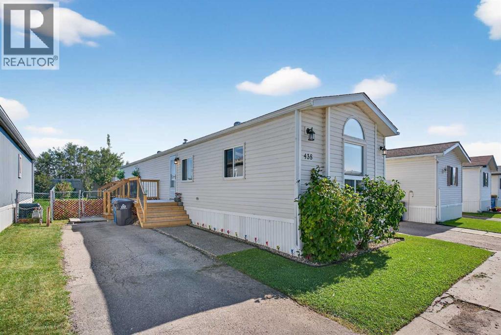 Photo 3 of 438 1101 84 Street Ne, Calgary AB