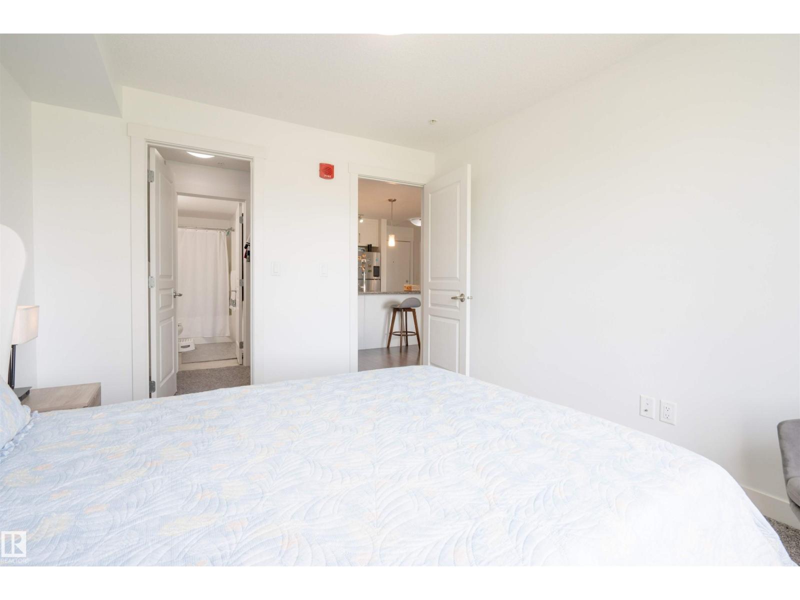 Photo 21 of 207 3670 139 Av Nw, Edmonton AB