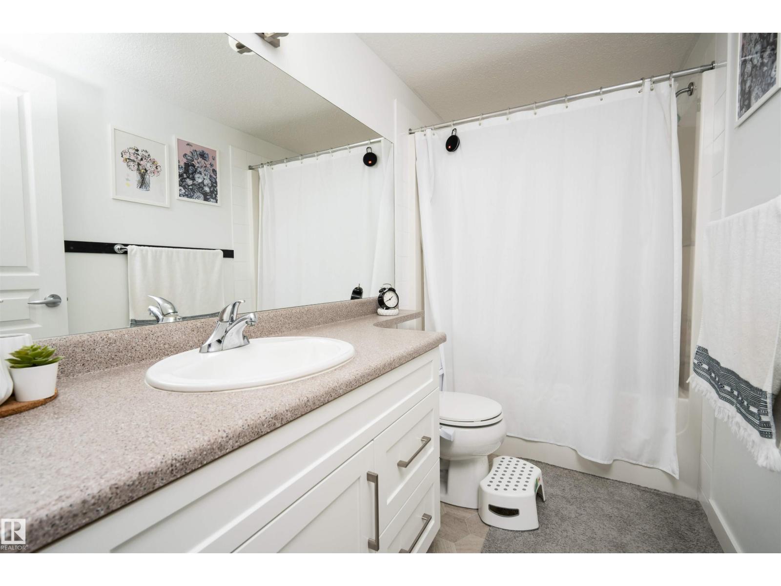 Photo 24 of 207 3670 139 Av Nw, Edmonton AB