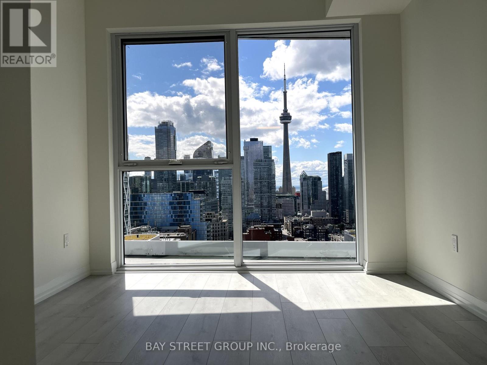 Photo 9 of 2707 280 Dundas Street W, Toronto ON