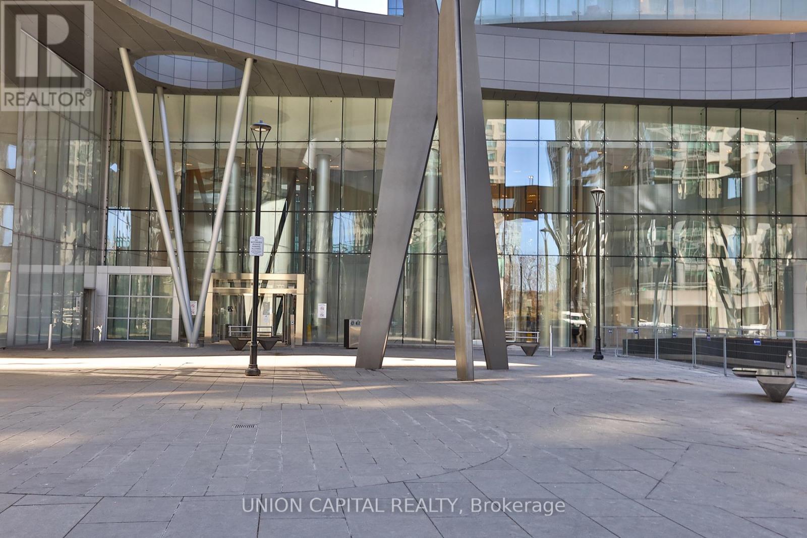 Photo 14 of 3902 14 York Street, Toronto ON