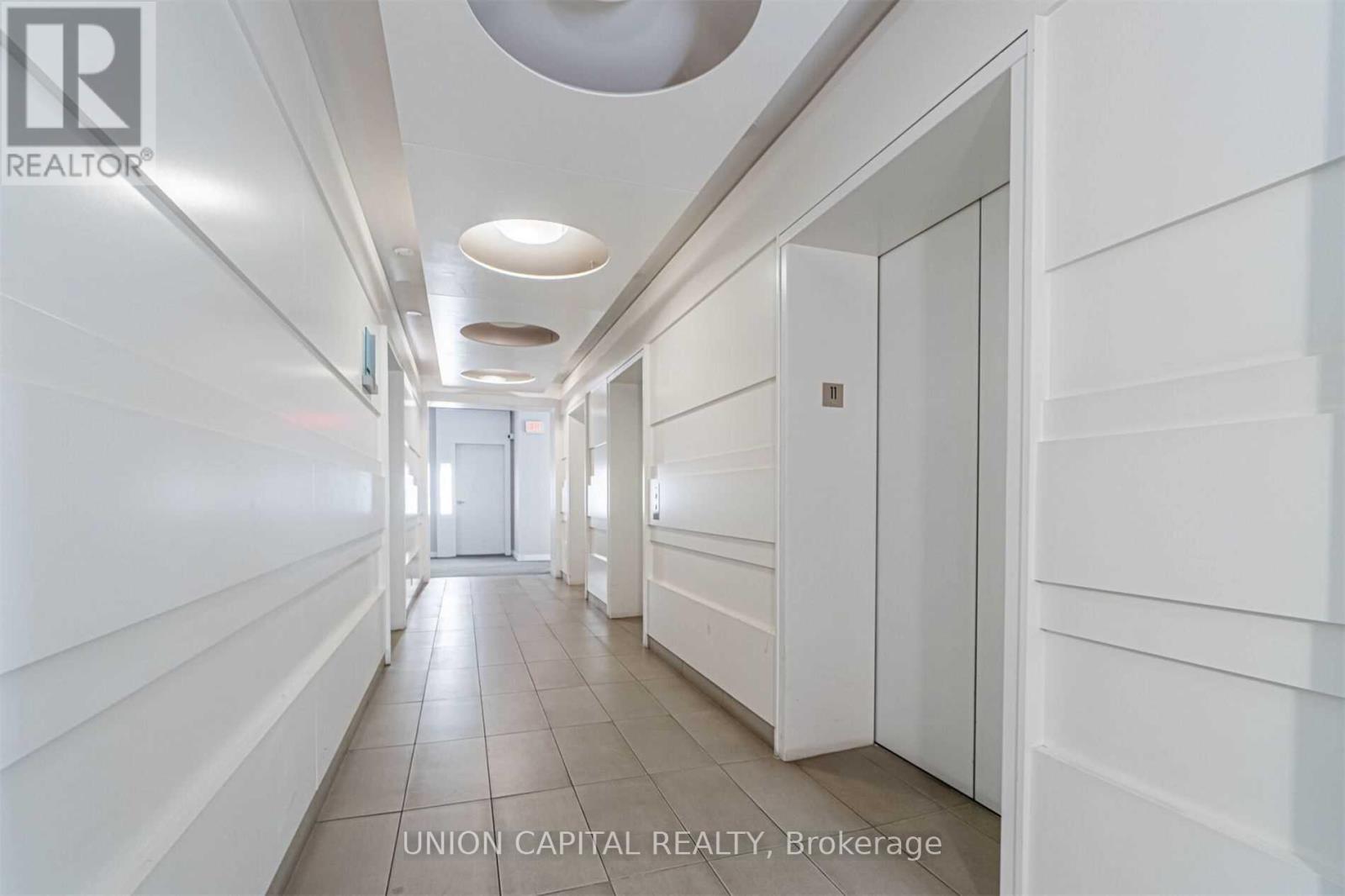Photo 15 of 3902 14 York Street, Toronto ON