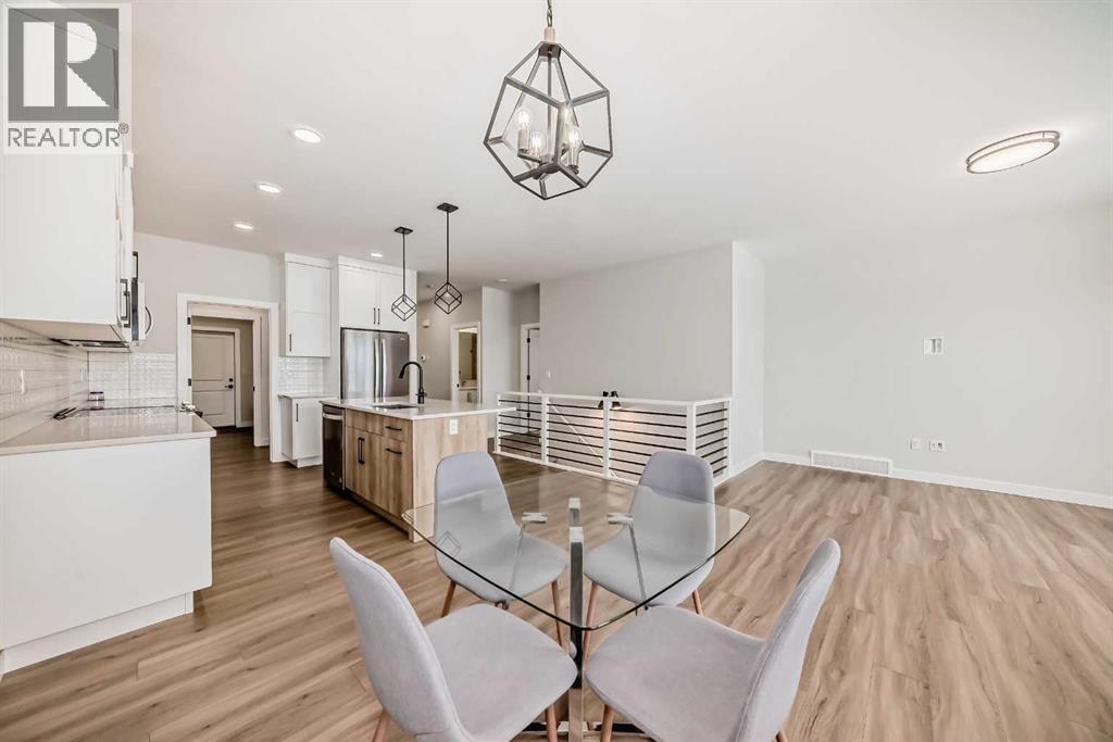 Photo 12 of 15 Rosse Place, Sylvan Lake AB