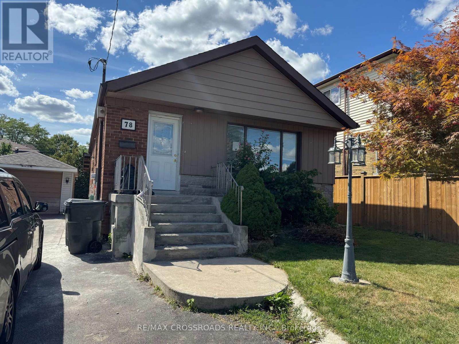 Photo 1 of 78 Portsdown Road, Toronto ON