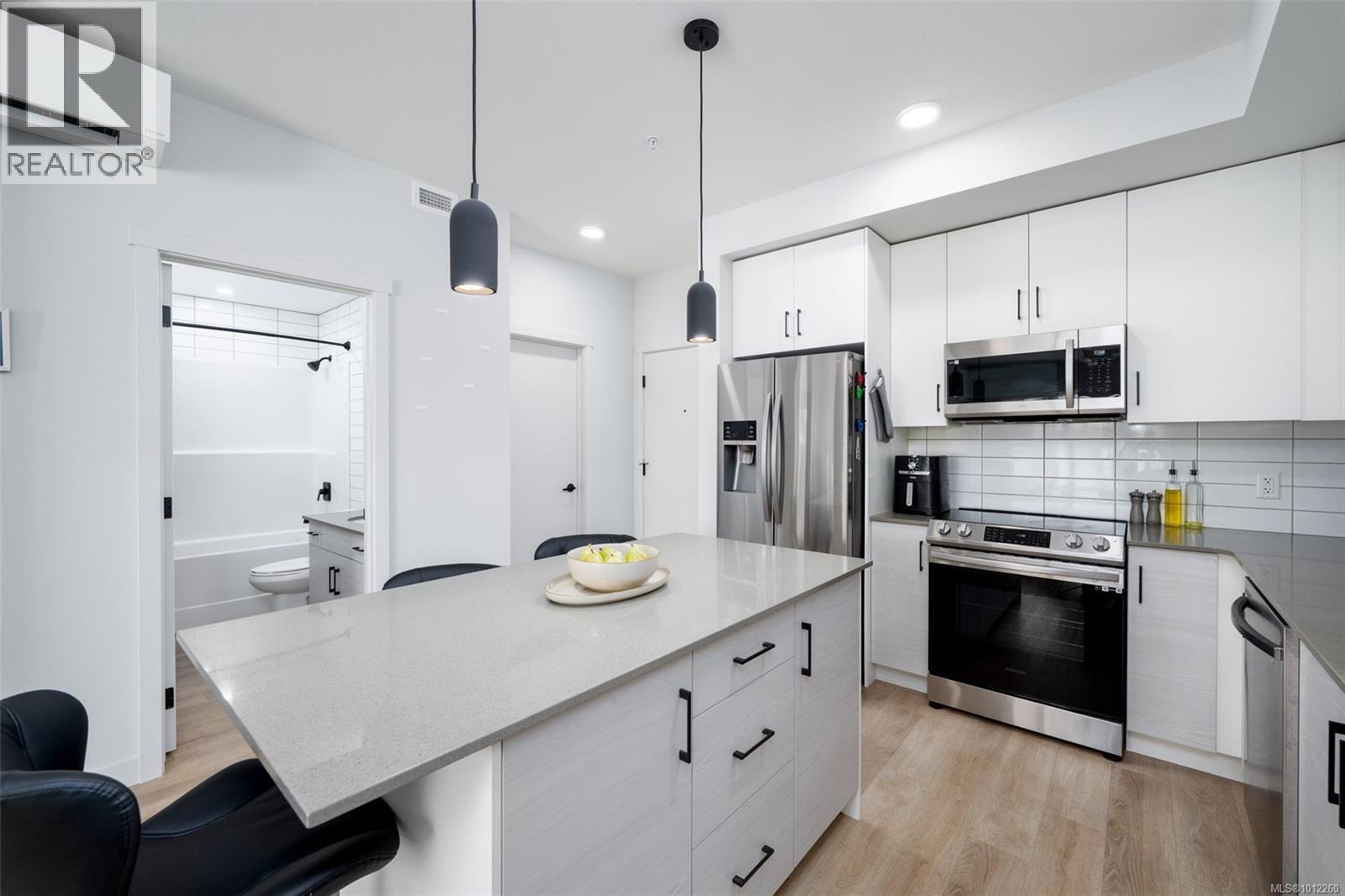 Photo 22 of 315 2469 Gateway Rd, Langford BC