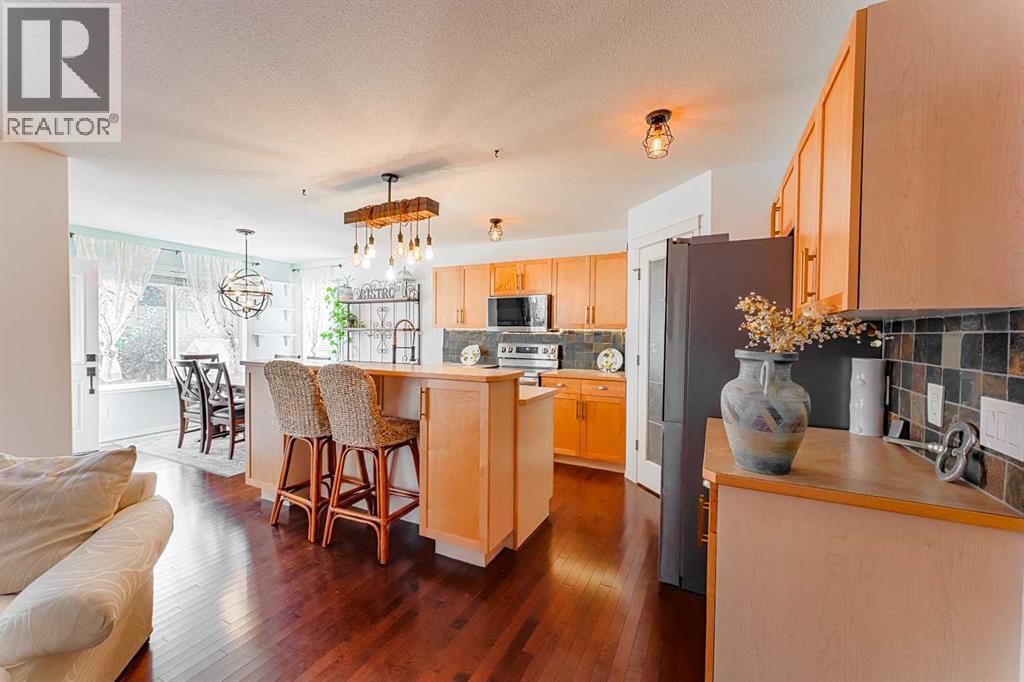 Photo 11 of 78 Kingsland Heights Se, Airdrie AB