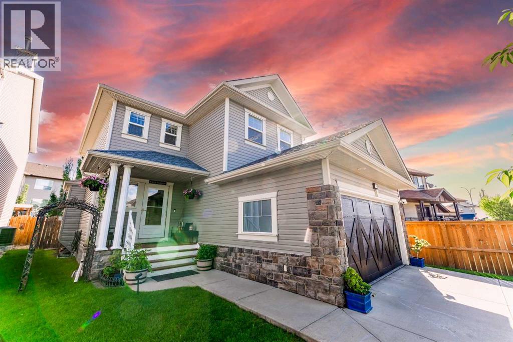 Photo 3 of 78 Kingsland Heights Se, Airdrie AB