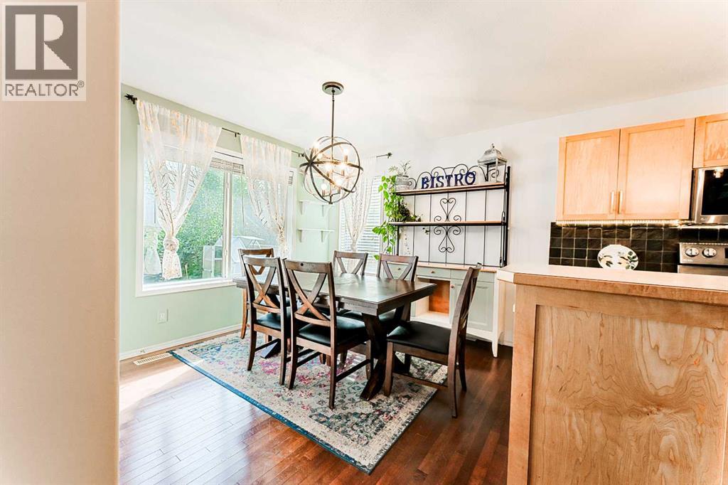 Photo 8 of 78 Kingsland Heights Se, Airdrie AB