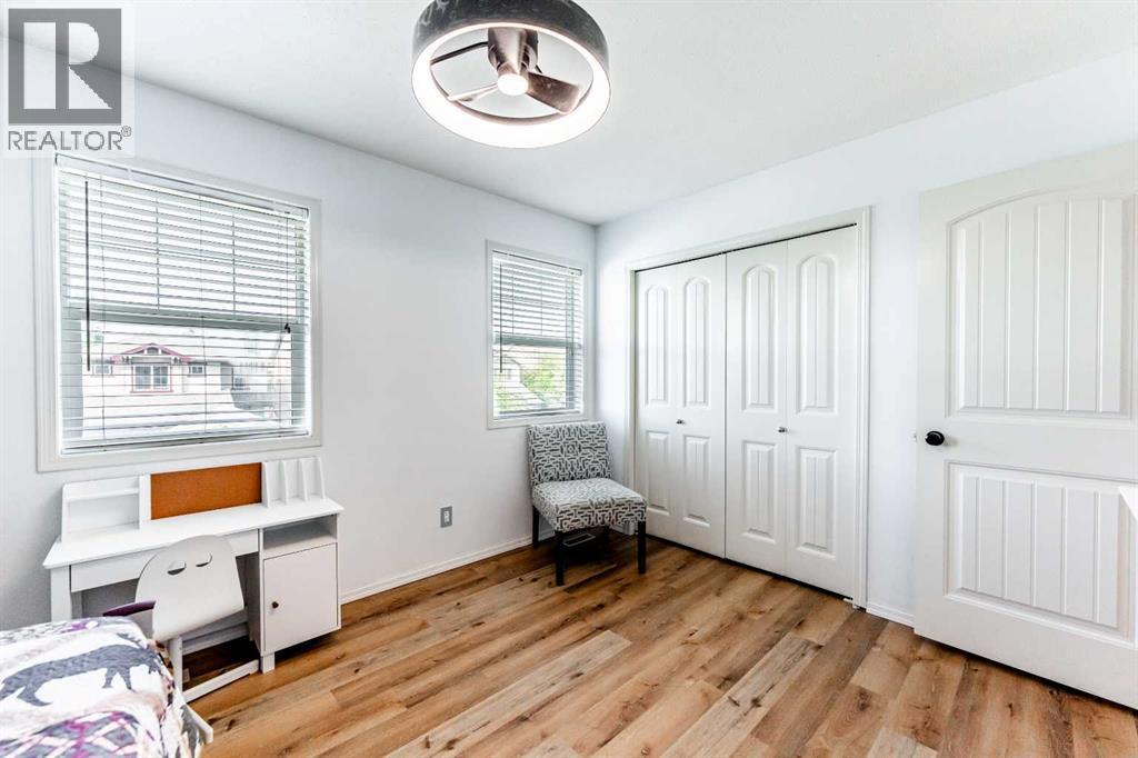 Photo 23 of 78 Kingsland Heights Se, Airdrie AB