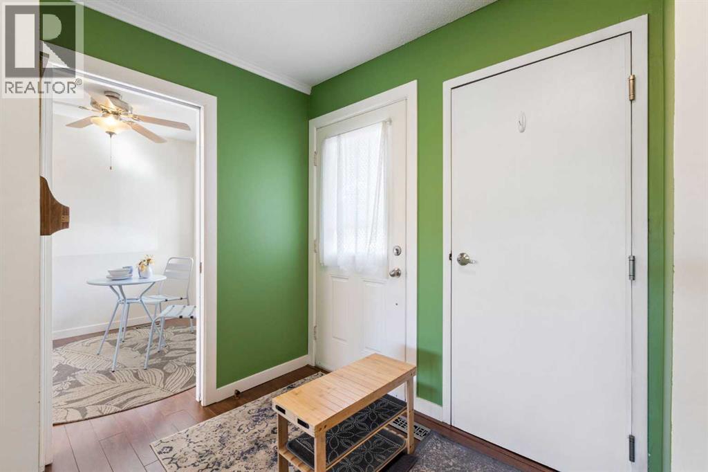 Single Family House for Sale in   Theodore Place NW Thorncliffe Calgary 