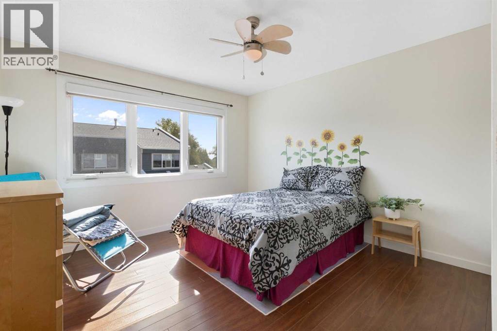 Single Family House for Sale in   Theodore Place NW Thorncliffe Calgary 